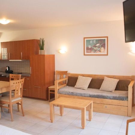 Residence Le Royal Golf & Horse Mooslargue Bagian luar foto
